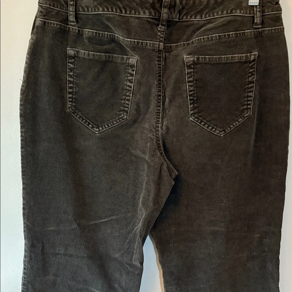 Sonoma Women's Olive Green Wide Leg Jeans Size 14P - Picture 7 of 7